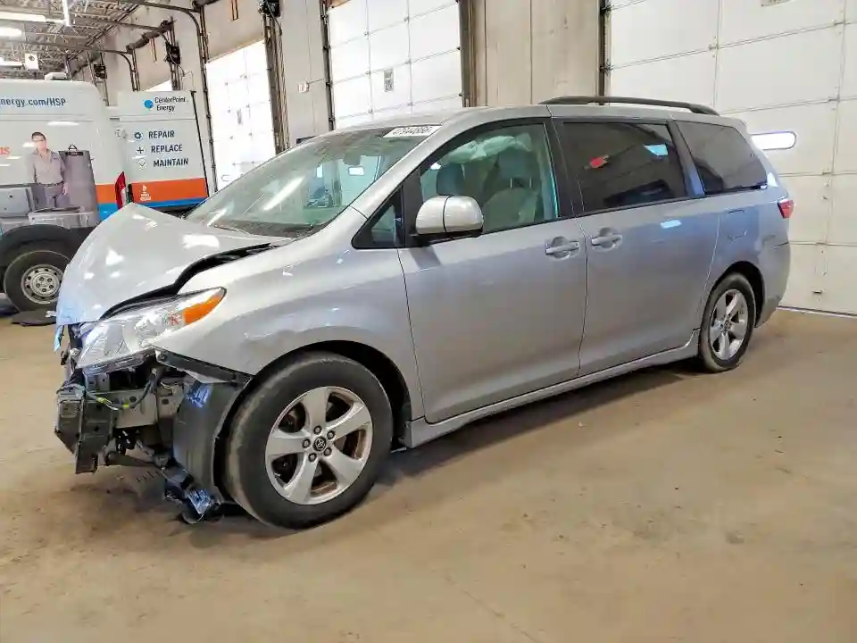 5TDKZ3DC6KS983898 2019 TOYOTA SIENNA-0