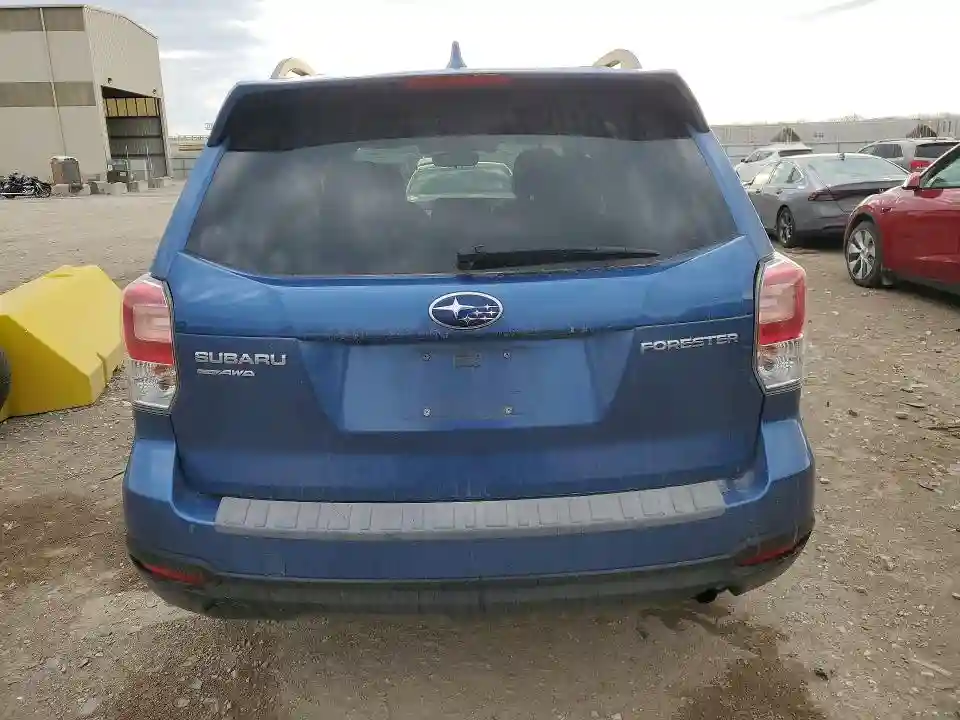 JF2SJAGC9JH546652 2018 SUBARU FORESTER-5