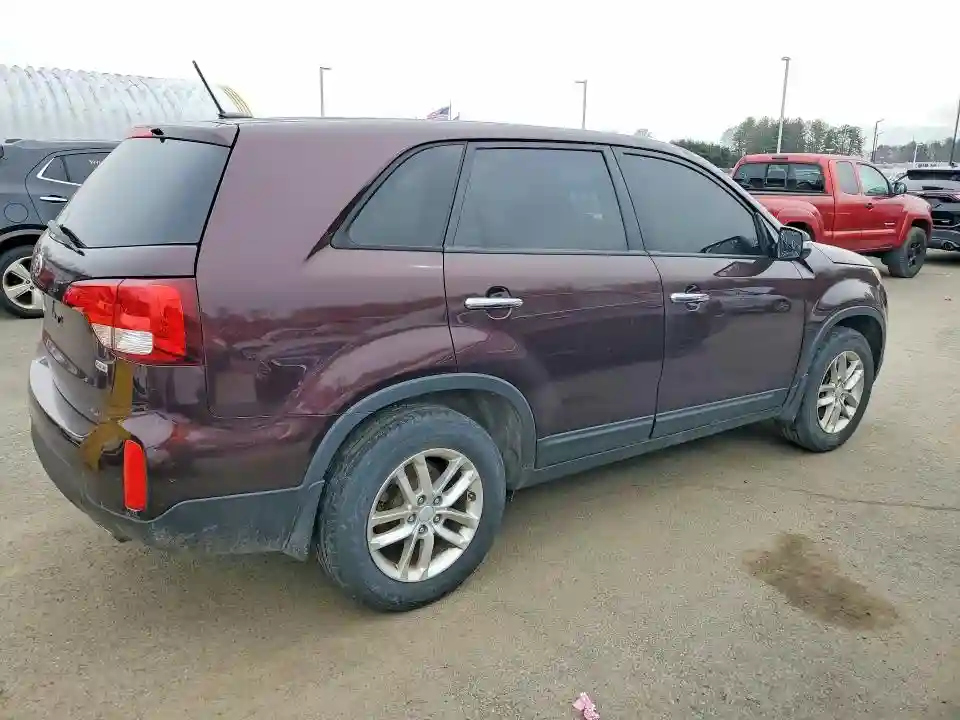 5XYKT3A64FG641434 2015 KIA SORENTO-2
