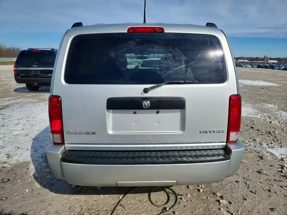 1D4PU4GK7AW174649 2010 DODGE NITRO-5
