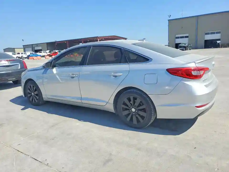 5NPE24AF2GH265493 2016 HYUNDAI SONATA-1
