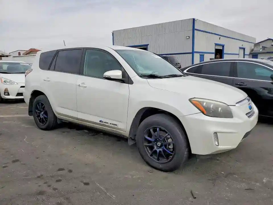 2T3YL4DV6EW002474 2014 TOYOTA RAV4-3