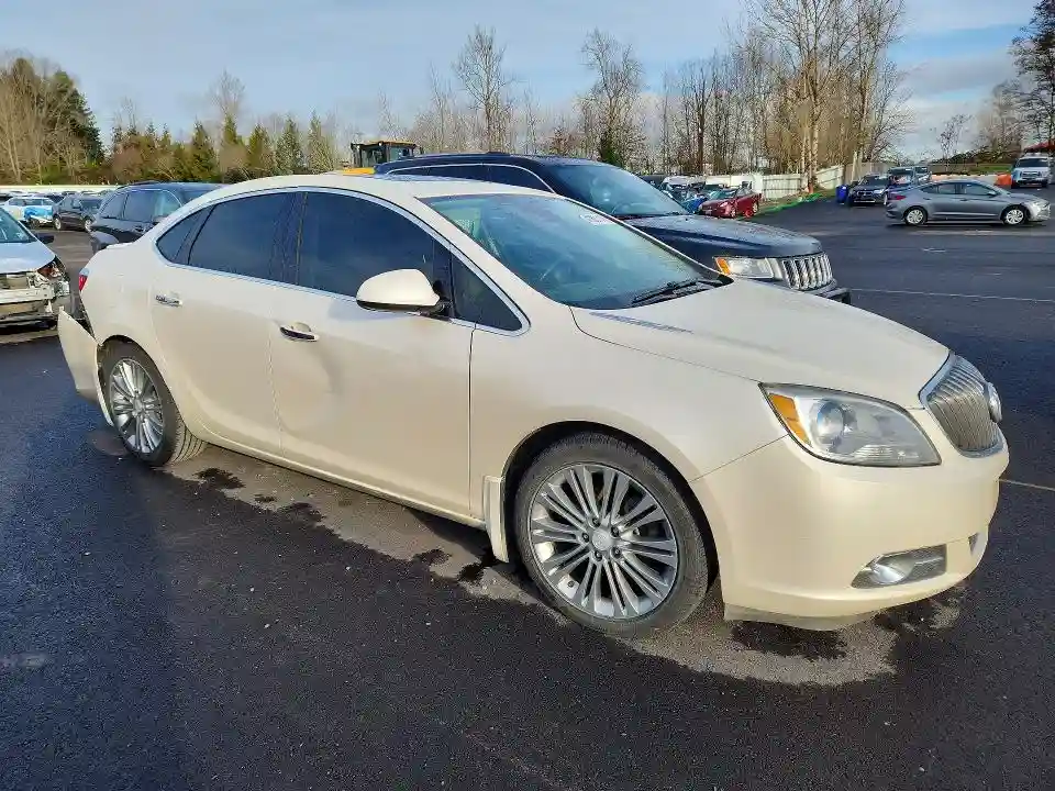 1G4PT5SV5E4148099 2014 BUICK VERANO-3