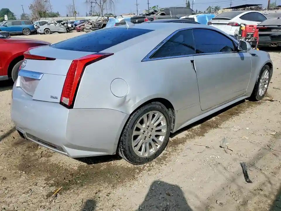 1G6DA1E38C0158990 2012 CADILLAC CTS-2