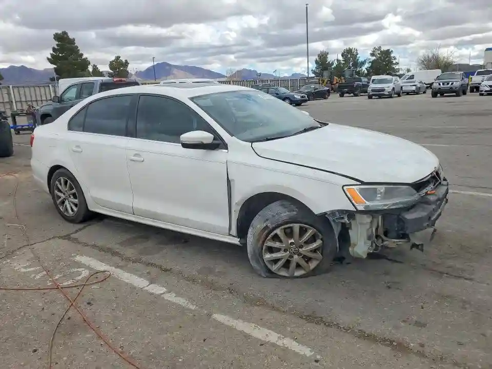3VWB07AJ3EM356162 2014 VOLKSWAGEN JETTA-3