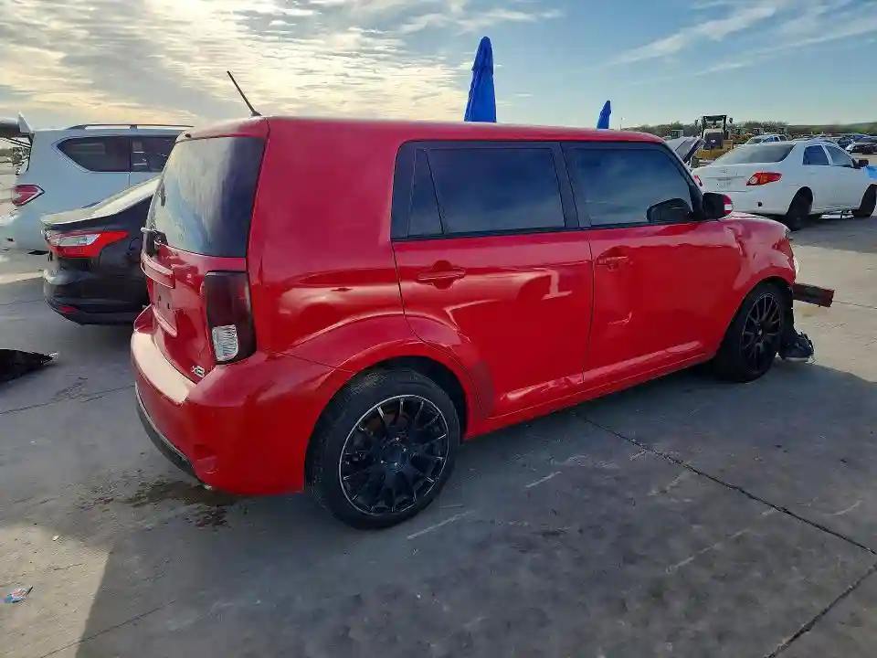 JTLZE4FE3EJ056958 2014 SCION XB-2