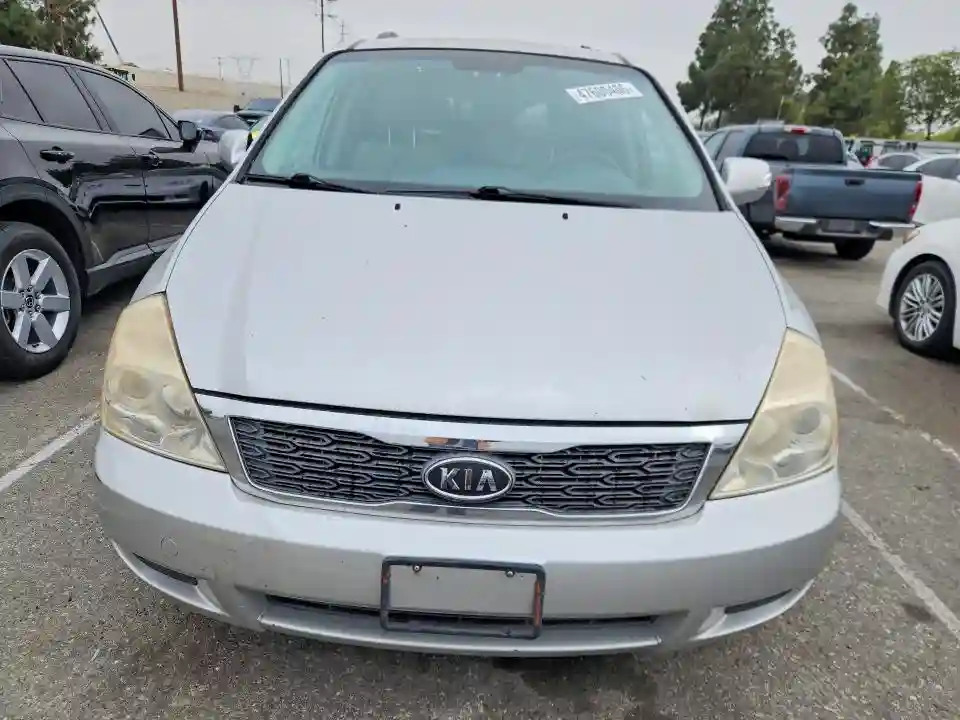KNDMG4C71C6446379 2012 KIA SEDONA-4