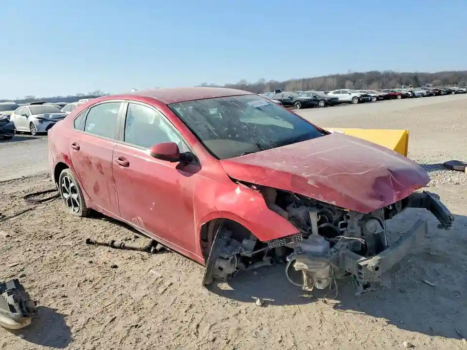3KPF24AD2KE018605 2019 KIA FORTE-3