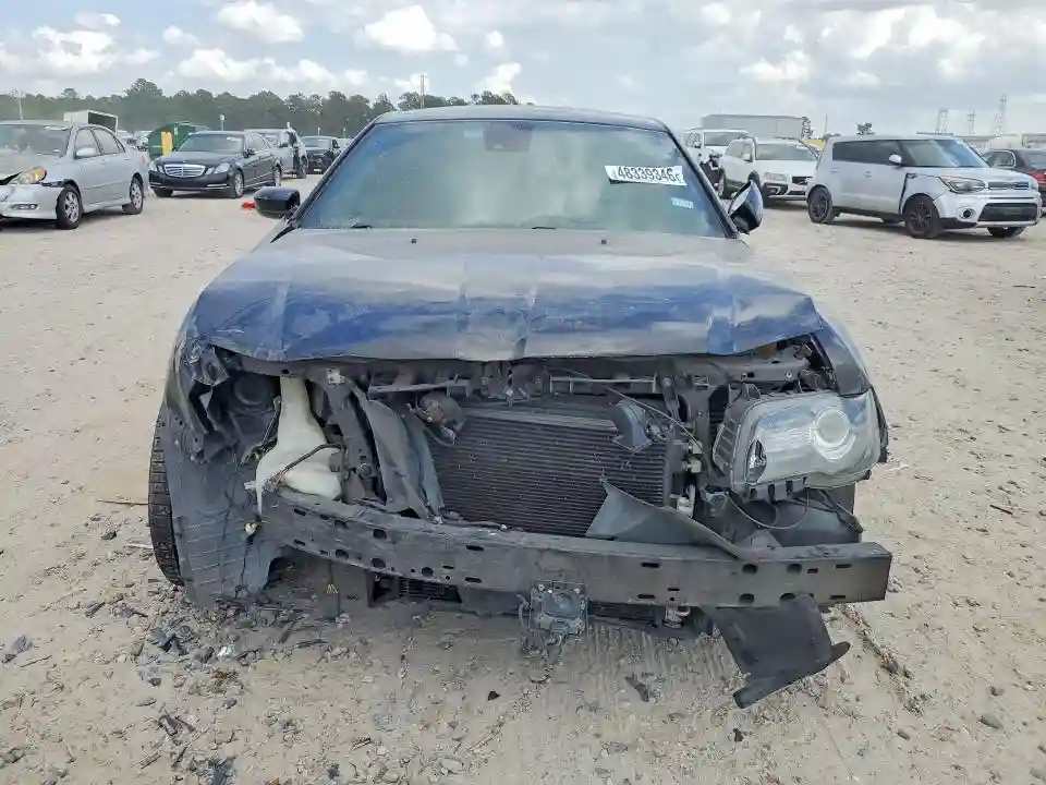 2C3CCABG6JH223911 2018 CHRYSLER 300-4