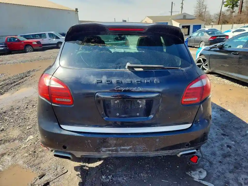 WP1AE2A27BLA93603 2011 PORSCHE CAYENNE-5