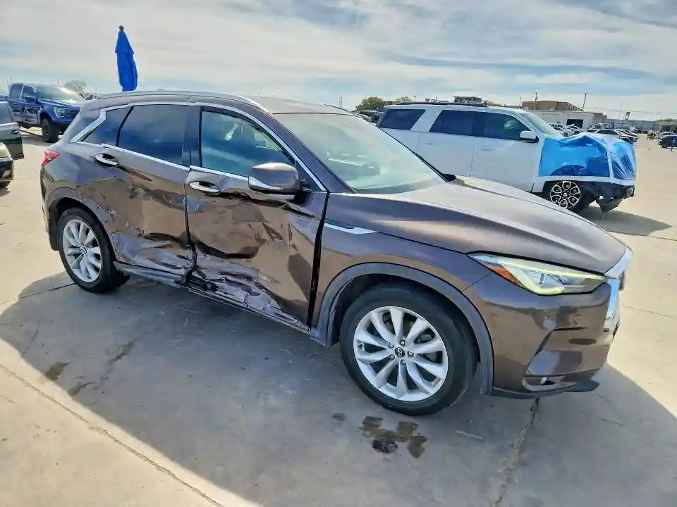 3PCAJ5M16KF106880 2019 INFINITI QX50-3