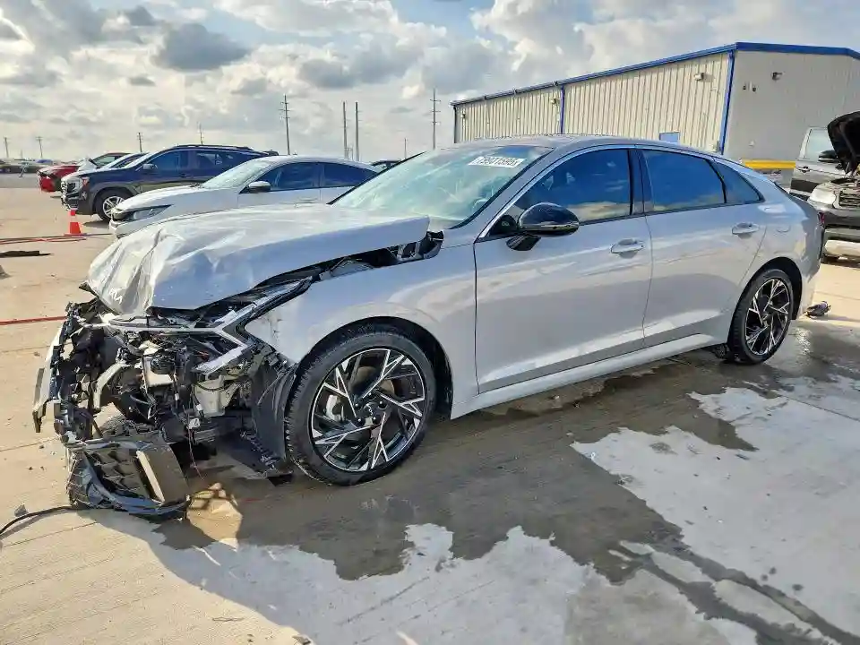 KNAG64J71S5326439 2025 KIA K5-0