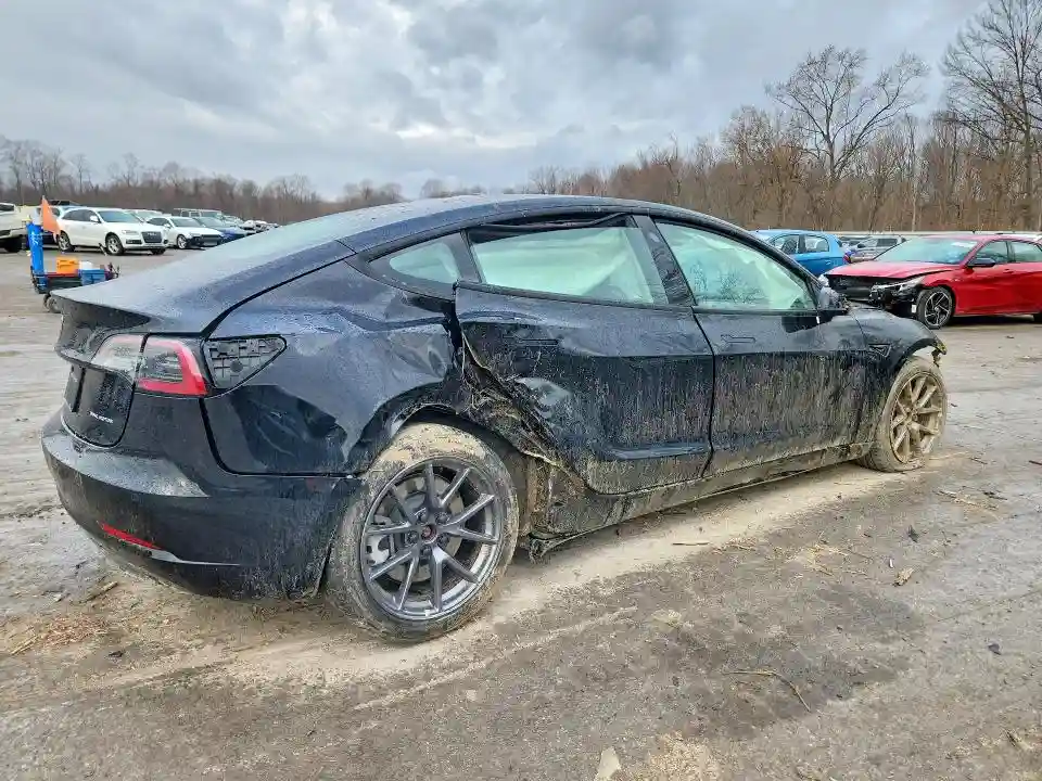 5YJ3E1EB9NF265149 2022 TESLA MODEL 3-2