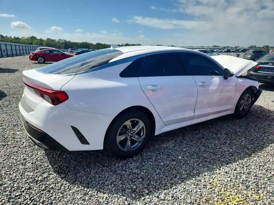 5XXG14J27NG118541 2022 KIA K5-2