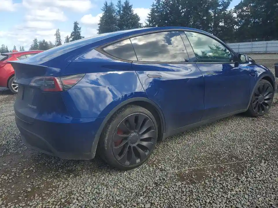 7SAYGDEF1NF397619 2022 TESLA MODEL Y-2