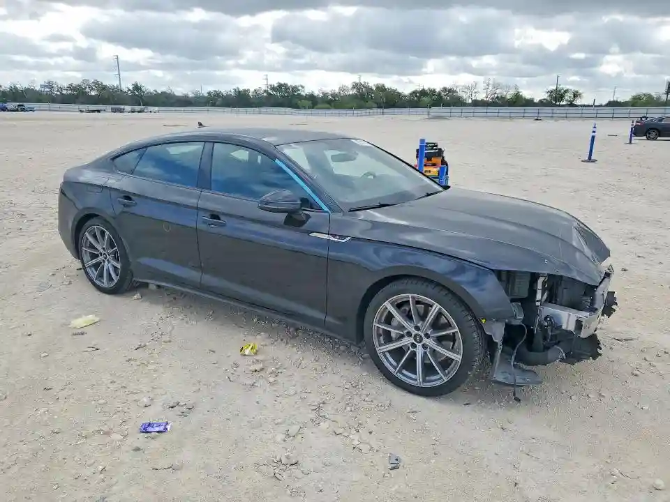WAUDACF58SA009526 2025 AUDI A5-3