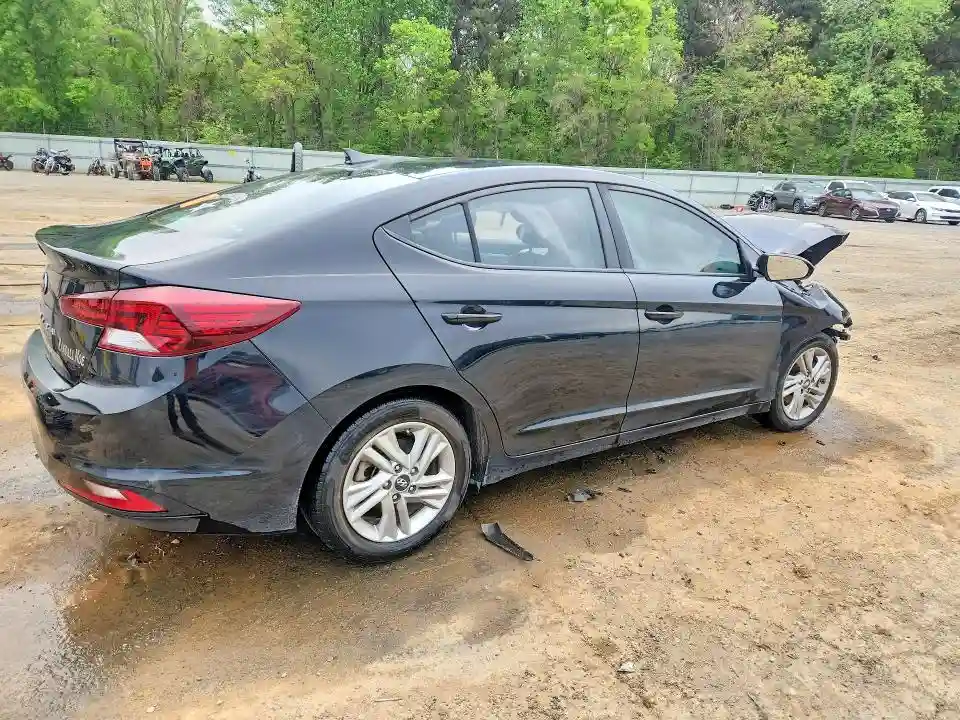KMHD84LF0LU067823 2020 HYUNDAI ELANTRA-2