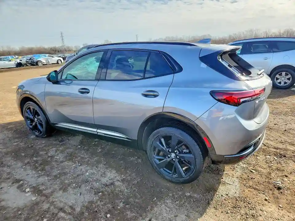 LRBAZLR45ND063918 2022 BUICK ENVISION-1