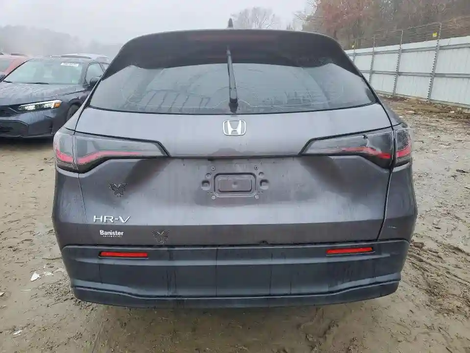3CZRZ2H3XPM704537 2023 HONDA HR-V-5