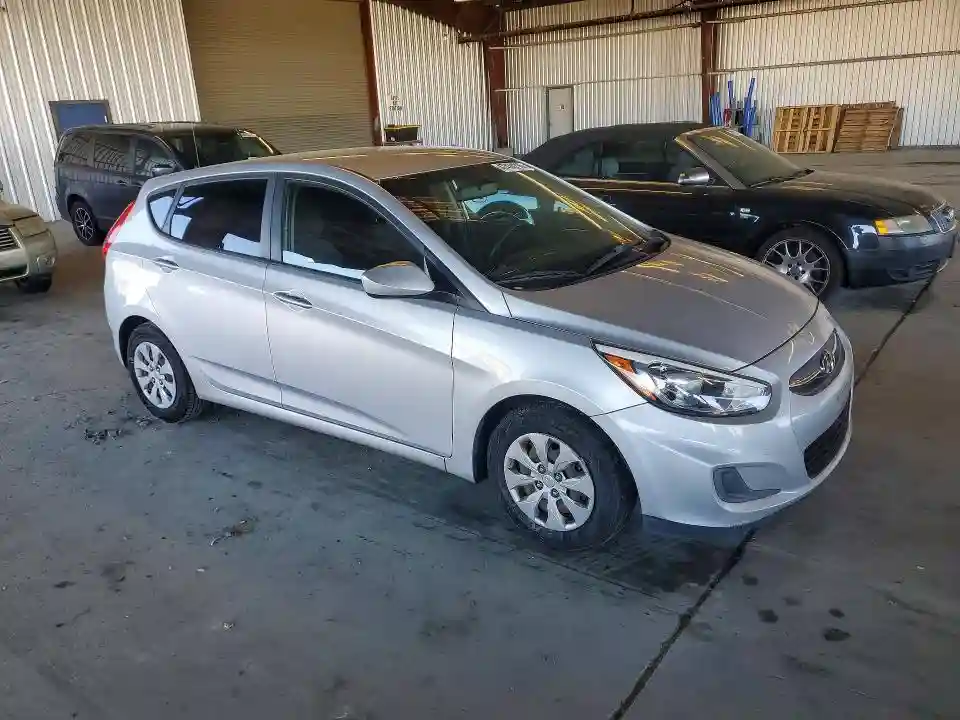 KMHCT5AE7HU325904 2017 HYUNDAI ACCENT-3