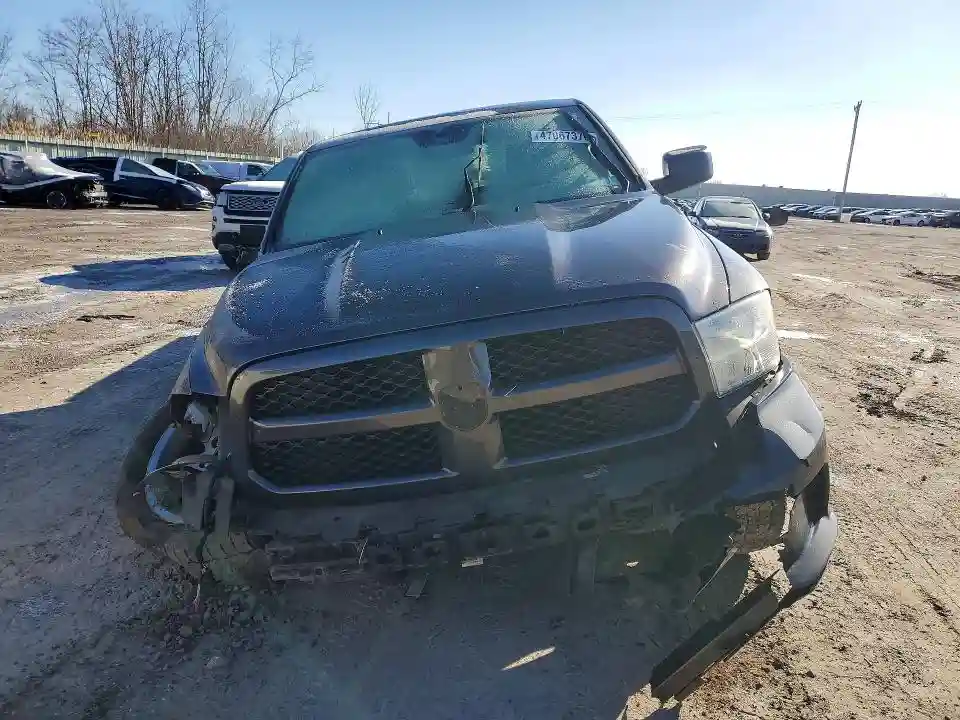1C6RR7FT5GS129882 2016 RAM 1500-4