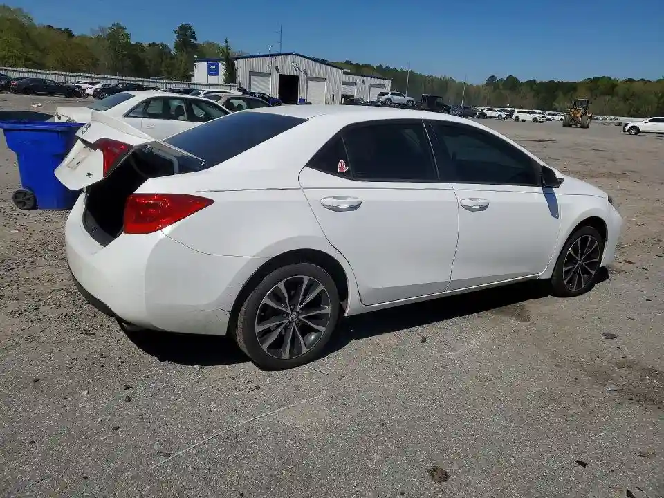 5YFBURHEXKP886161 2019 TOYOTA COROLLA SE-2