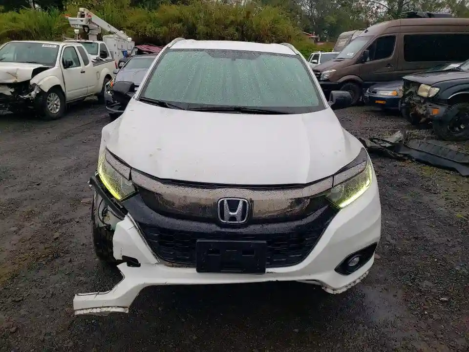 3CZRU5H18MM717006 2021 HONDA HR-V-4