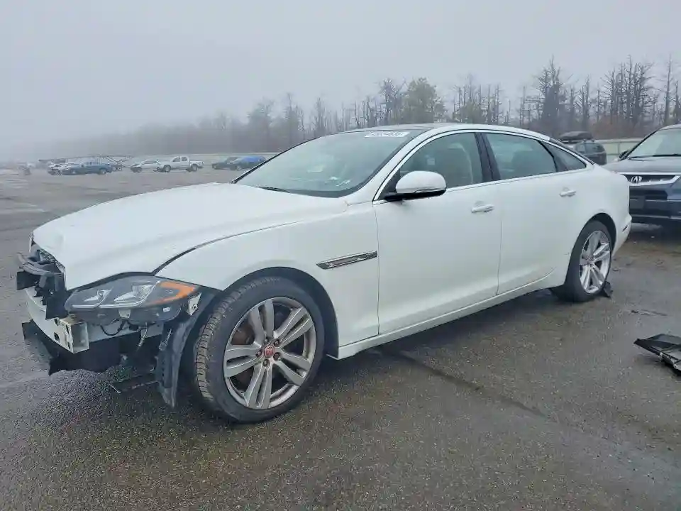 SAJWJ2GD5H8W08719 2017 JAGUAR XJ-0