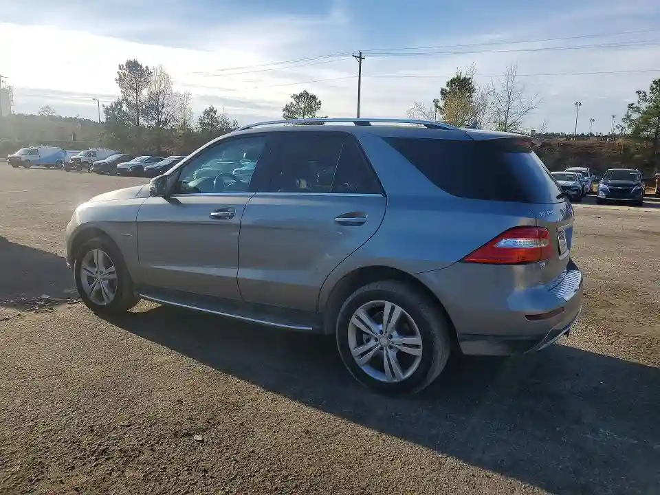 4JGDA2EB9CA048398 2012 MERCEDES-BENZ M-CLASS-1
