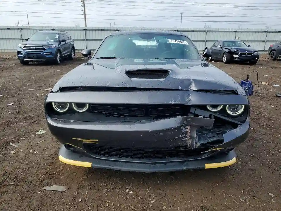 2C3CDZKG4PH554300 2023 DODGE CHALLENGER-4