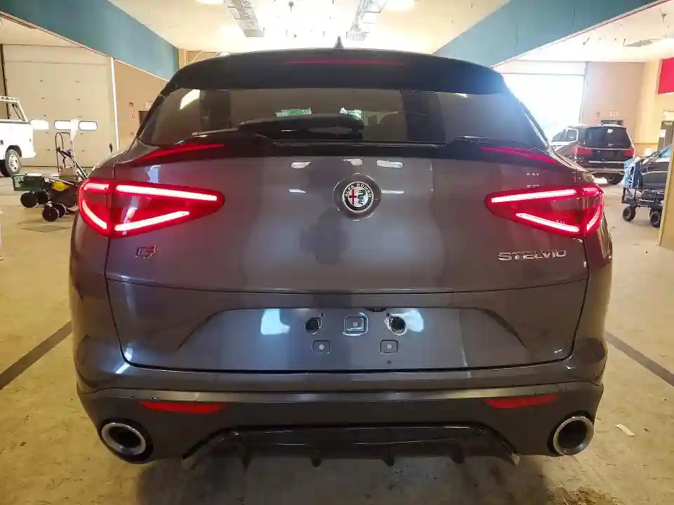 ZASFAKBN1J7C29380 2018 ALFA ROMEO STELVIO-5
