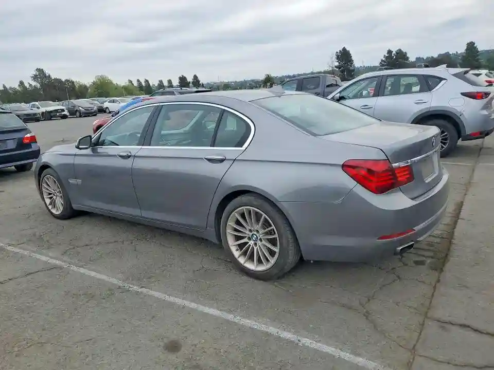 WBAYE8C52ED135424 2014 BMW 7 SERIES-1