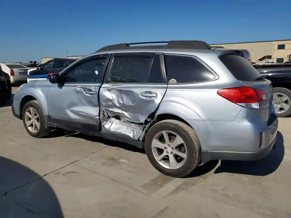 4S4BRBAC3E3291369 2014 SUBARU OUTBACK-1