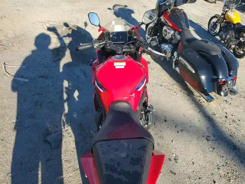 MLHRH1554T5200295 2026 HONDA CBR CYCLE-5