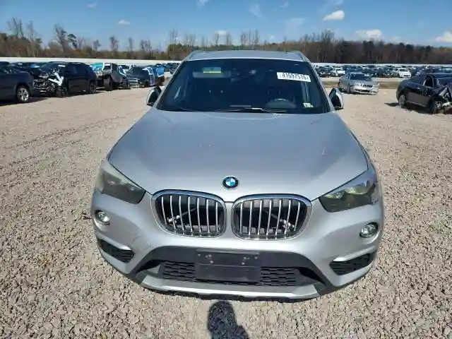 WBXHT3C39J5F91084 2018 BMW X1-4