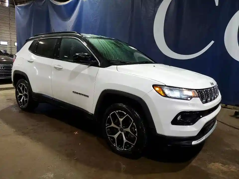 3C4NJDCN6ST530271 2025 JEEP COMPASS-3