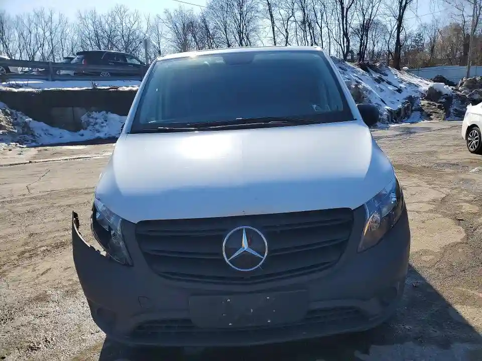 W1YV0BEY4N4173256 2022 MERCEDES-BENZ METRIS-4
