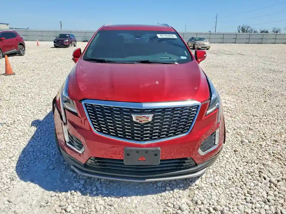 1GYKNCRS4SZ134938 2025 CADILLAC XT5-4