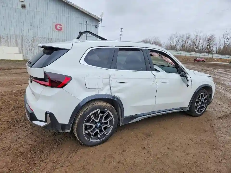 WBX73EF06S5341700 2025 BMW X1-2