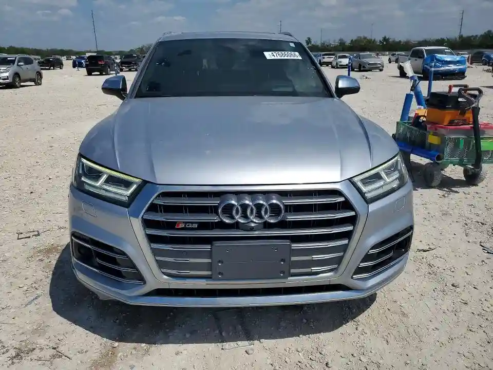 WA1C4AFY2J2182224 2018 AUDI SQ5-4
