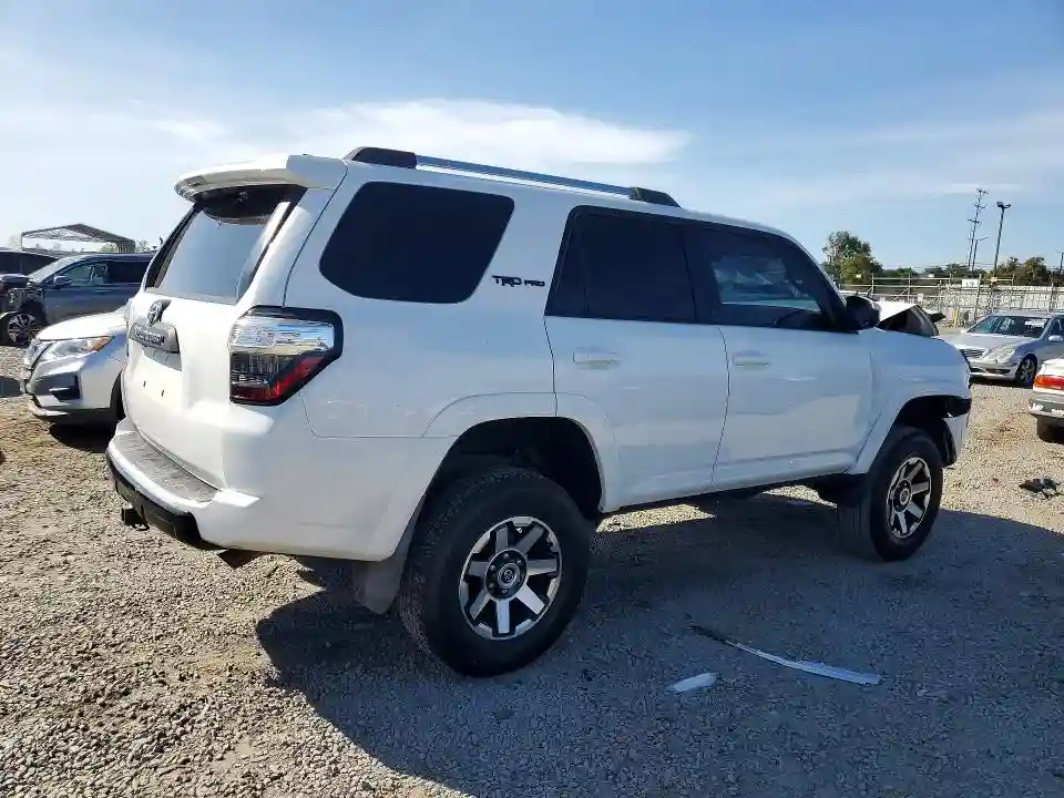 JTEBU5JR8G5331778 2016 TOYOTA 4RUNNER-2