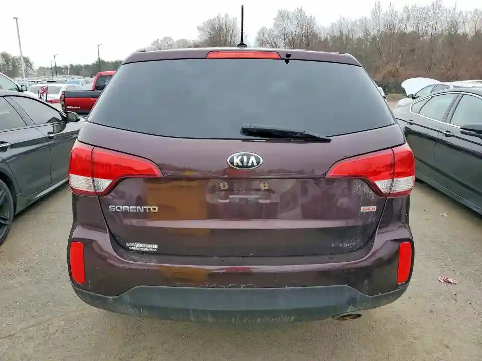 5XYKT3A64FG641434 2015 KIA SORENTO-5
