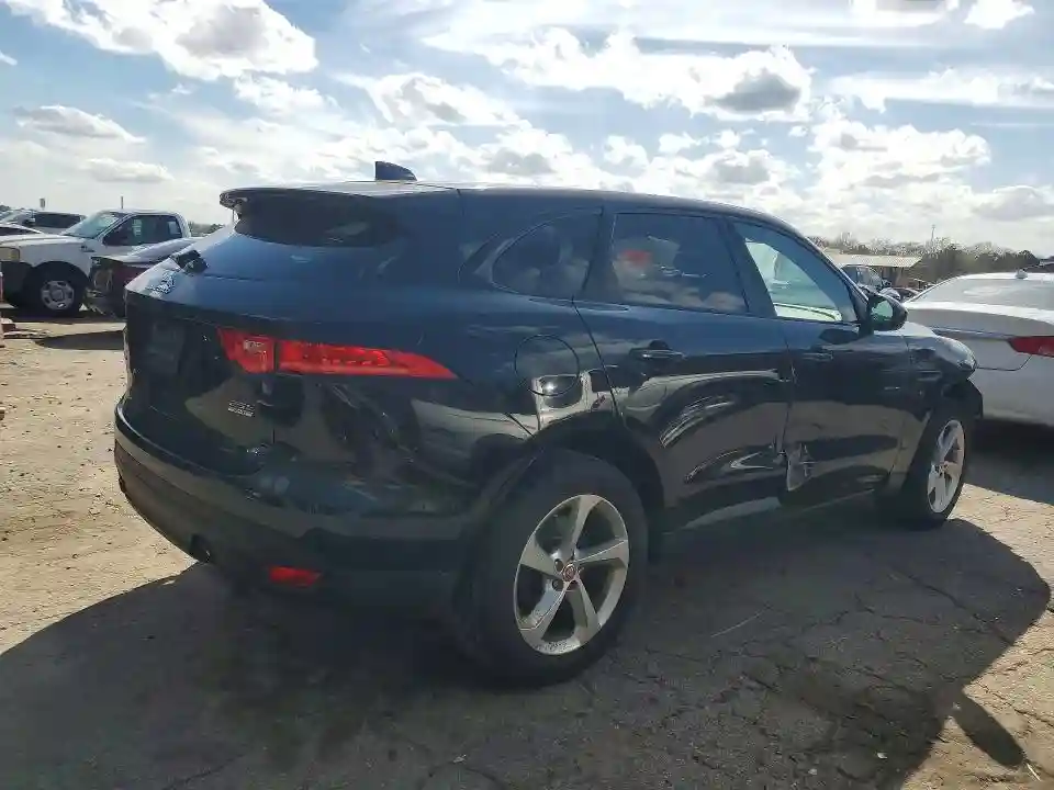 SADCJ2FXXKA601783 2019 JAGUAR F-PACE-2