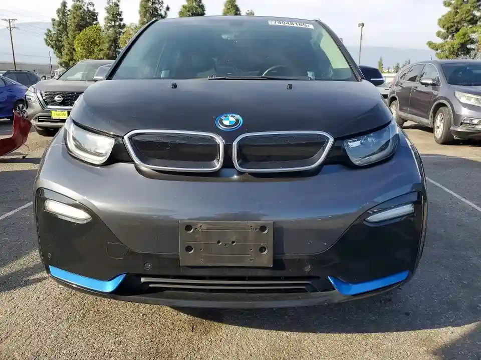 WBY8P8C51K7D18922 2019 BMW I SERIES-4
