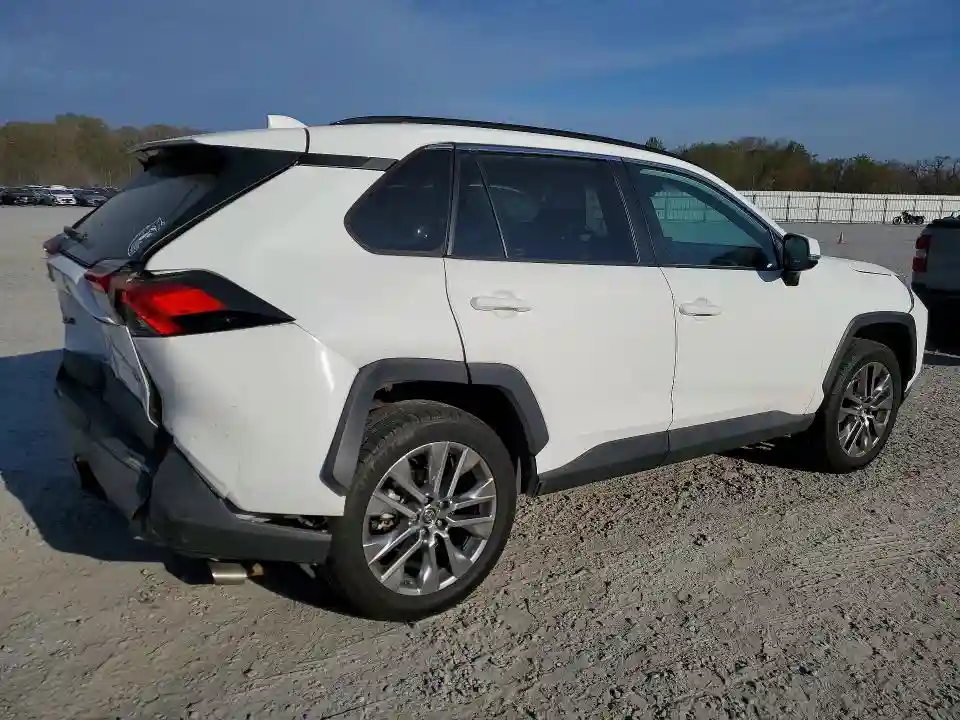 2T3C1RFV2KW054304 2019 TOYOTA RAV4 XLE P-2