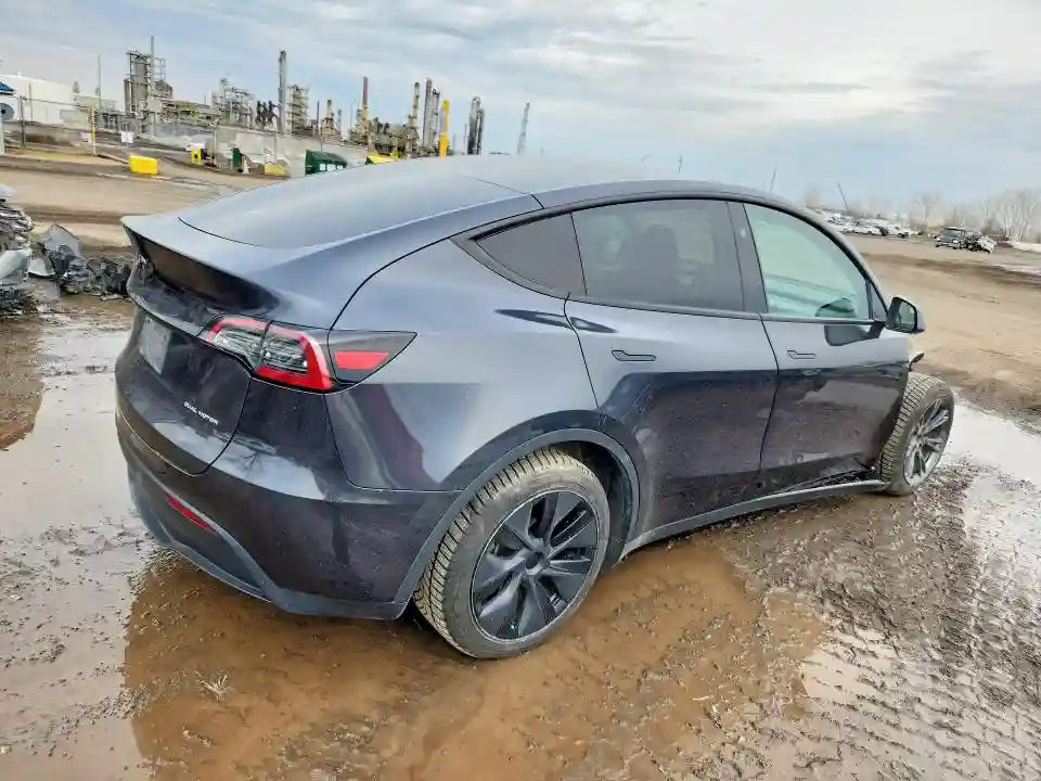7SAYGDEE0SF267866 2025 TESLA MODEL Y-2
