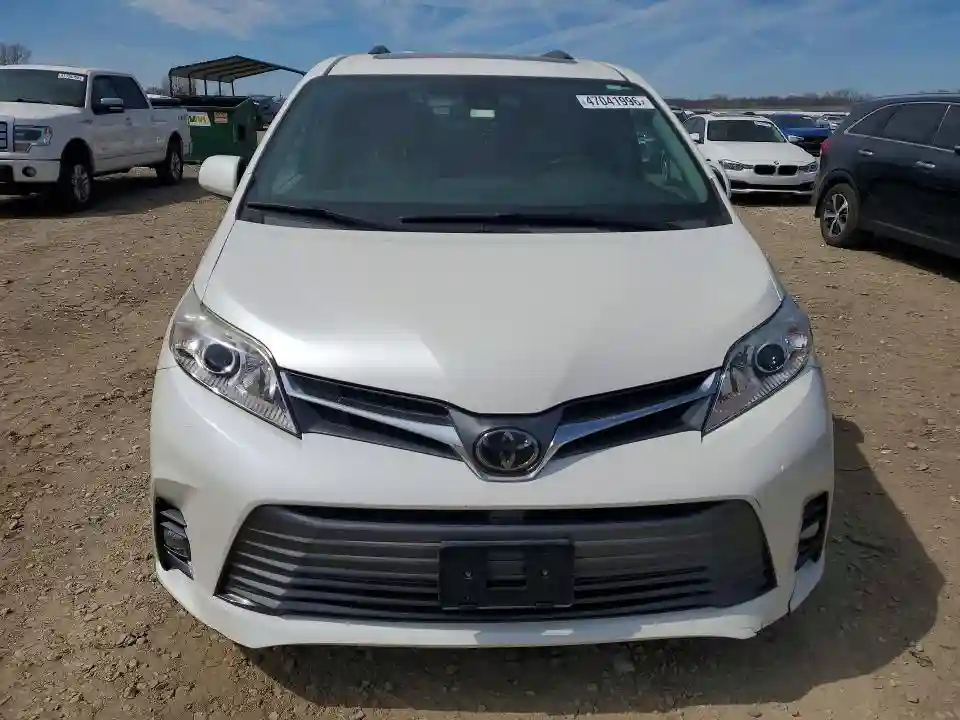5TDDZ3DCXJS193625 2018 TOYOTA SIENNA-4