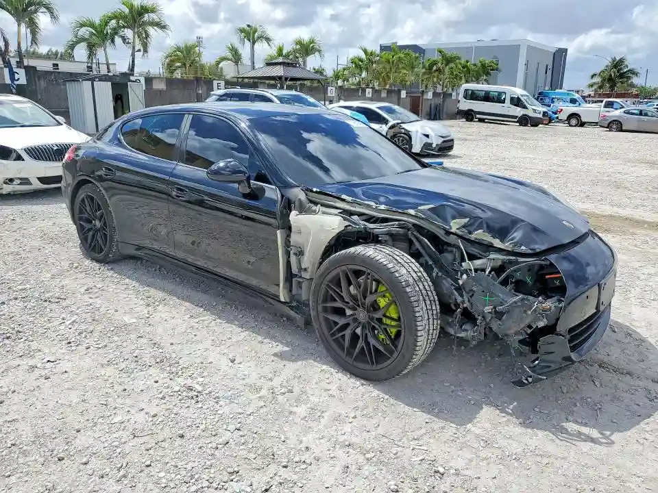 WP0AA2A7XGL006132 2016 PORSCHE PANAMERA-3