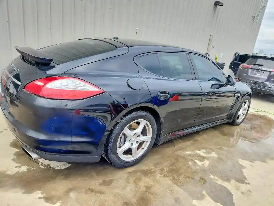 WP0AA2A79BL010116 2011 PORSCHE PANAMERA-2