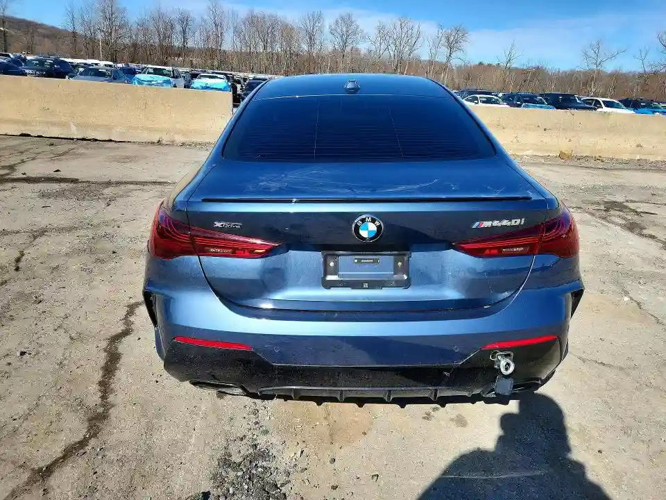 WBA83DA05SCT05458 2025 BMW M4-5